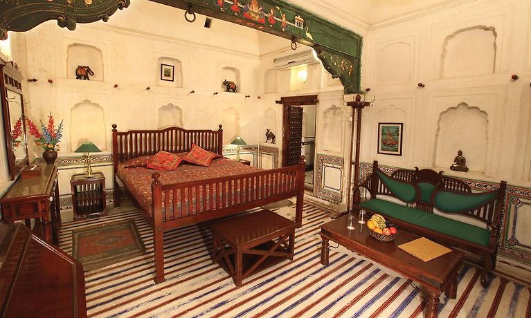 Radhika haveli hotel india